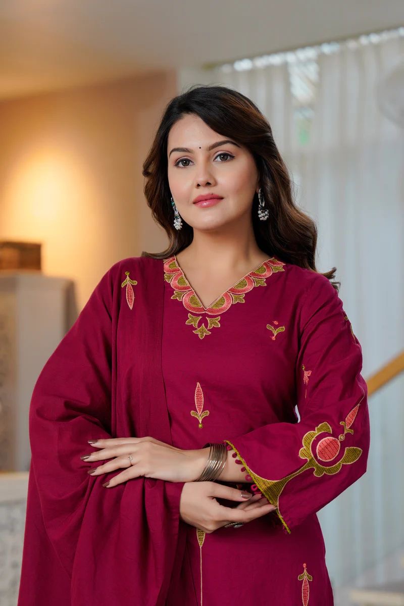 Embroidered Kurta Set