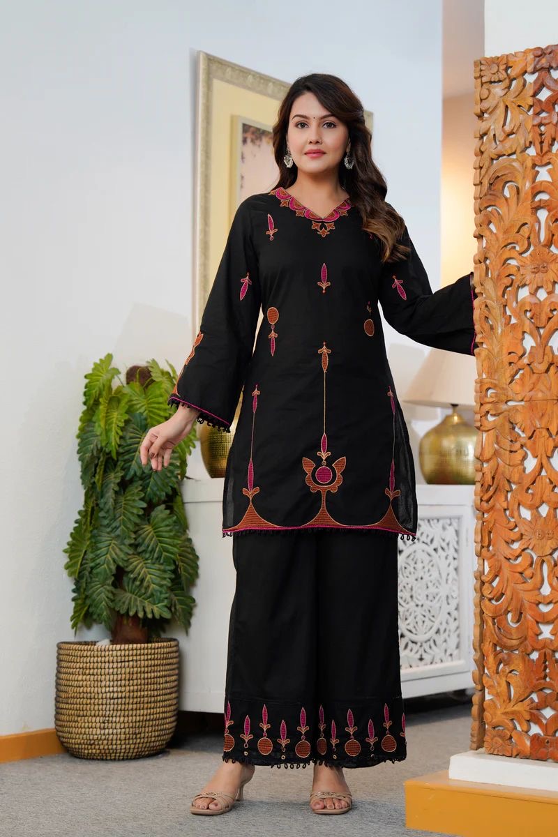 Embroidered Kurta Set